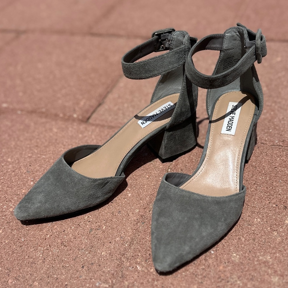 Steve Madden Gray Heels with Ankle Tie